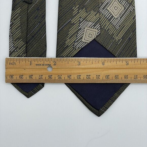 Giorgio Armani 100% Pure Silk Necktie Green Abstract Luxury Design Vintage Retro - Picture 7 of 16